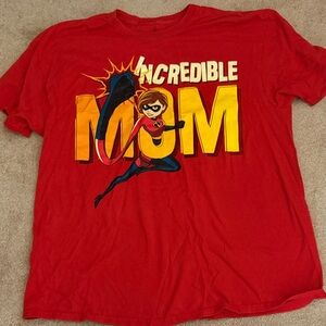 Disney Red "Incredible Mom" Short Sleeve Tee